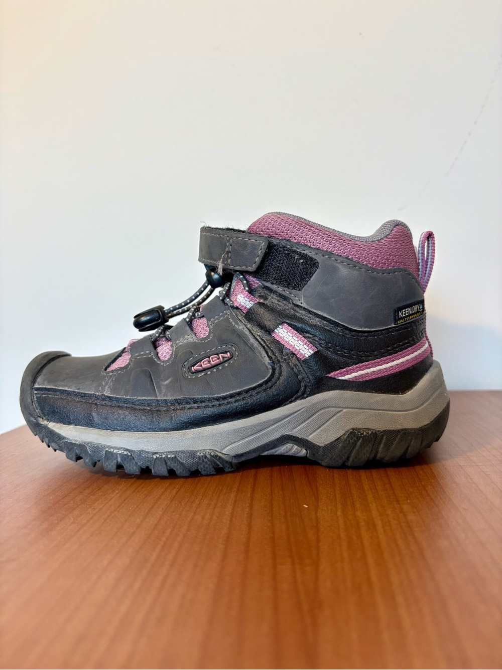 Keen Youth Girls Targhee Waterproof Hiking Boots Size 11 in Grey and Purple - Picture 3 of 10